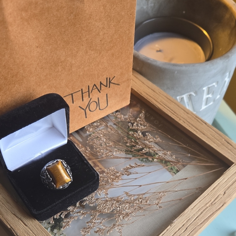 Elegant Silver Ring with Amber Stone